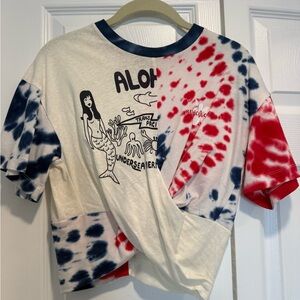French brand Tie-Dye Aloha Short Sleeve Tee - Red, White & Blue